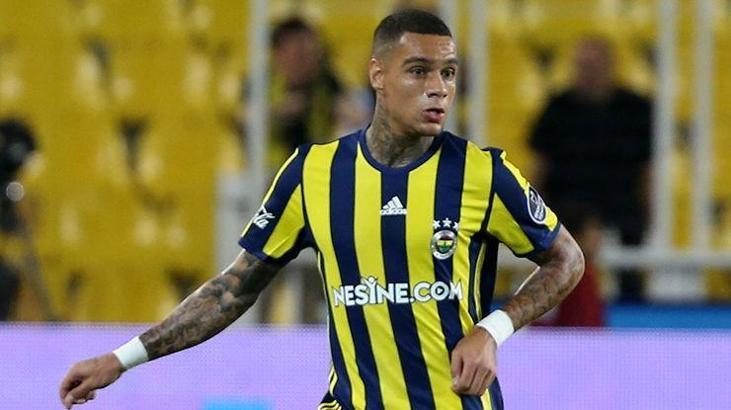 Van Der Wiel headed for Fenerbahce