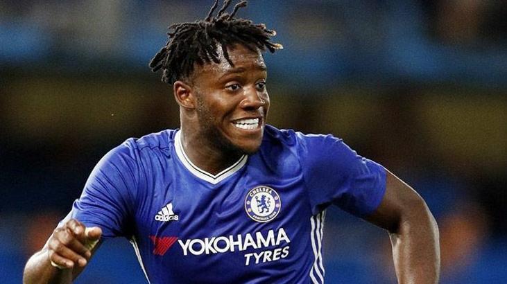 Fenerbahçe Batshuayi için kapışacak