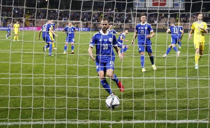 Beşiktaşlı Miralem Pjanic, Bosna Hersek-Kazakistan maçında şov yaptı