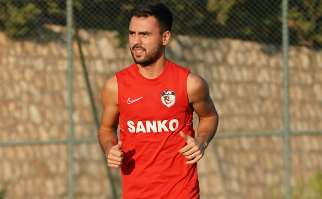 Gaziantep FK'da Furkan Soyalp, düz koşulara başladı