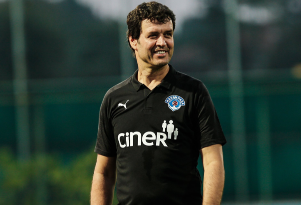 Cihat Arslan: Herkes pozitif ve üretken futbol görmek istiyor