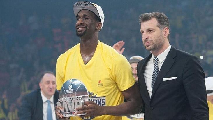 Udoh, Fenerbahçe'de kendine geldi