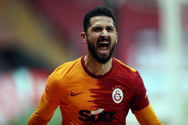 Son dakika | Aytemiz Alanyaspor Emre Akbaba transferini resmen açıkladı