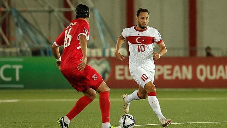 Hakan Çalhanoğlu Milli Takımı ateşledi