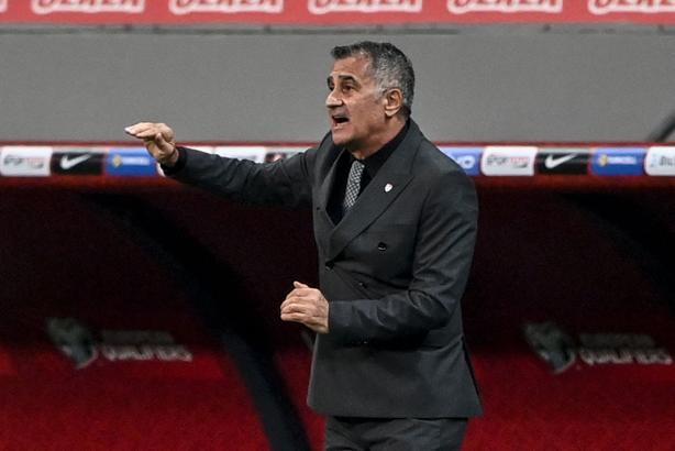 Şenol Güneş, A Milli Takım'la 81. maçına Cebelitarık karşısında çıkacak