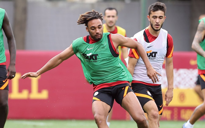 Galatasaray'da Trabzonspor maçı hazırlıkları sürüyor