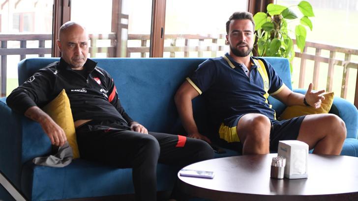 Melih Mahmutoğlu, Ümit Milli Futbol Takımı ile bir araya geldi