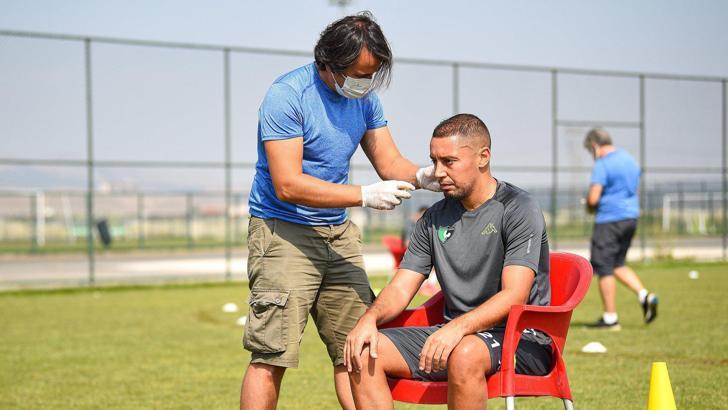 Denizlisporlu futbolcular laktat testinden geçti