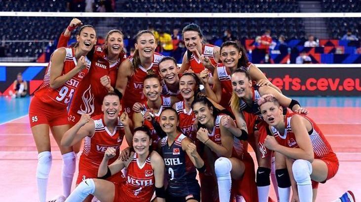 Türkiye - Polonya voleybol maçı sonucu: 3-0 | Yarı finaldeyiz...