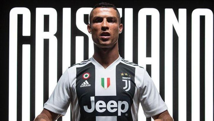 Ronaldo Juventus'a veda etti!