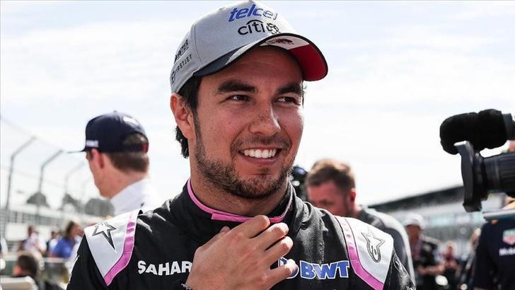 Sergio Perez, 2022'de Red Bull-Honda F1 Takımı'nda kalıyor