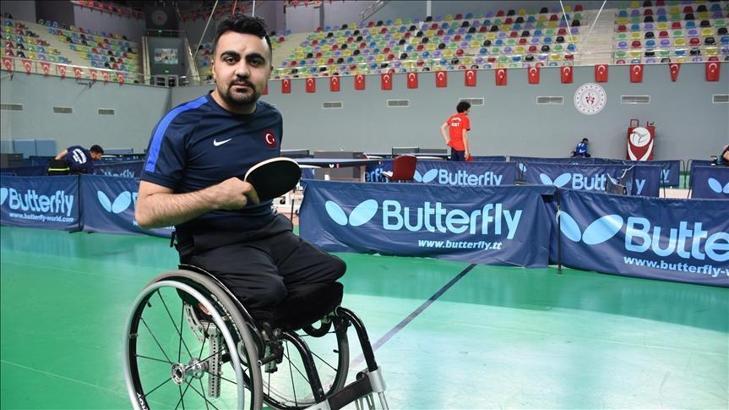 Abdullah Öztürk ve Nesim Turan madalya kazanmayı garantiledi