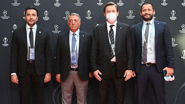Beşiktaş'tan kulüp başkanlarına forma hediyesi