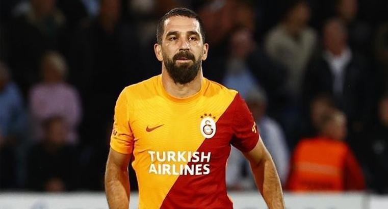 Galatasaray'da Arda Turan 1 ay yok!