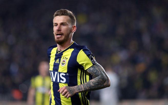 Son dakika FB haberi: Fenerbahçeli Serdar Aziz'e Rennes talip oldu