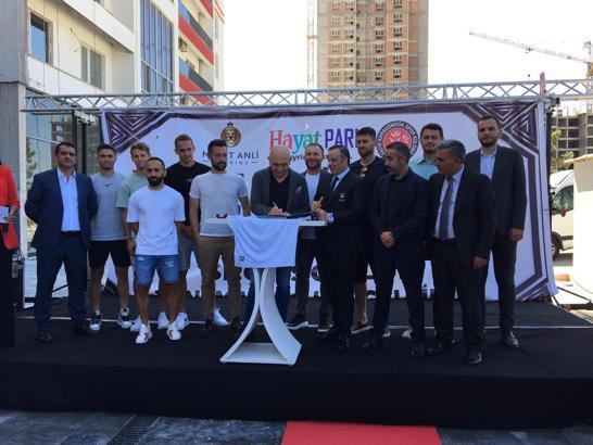Fatih Karagümrük'e yeni sponsor