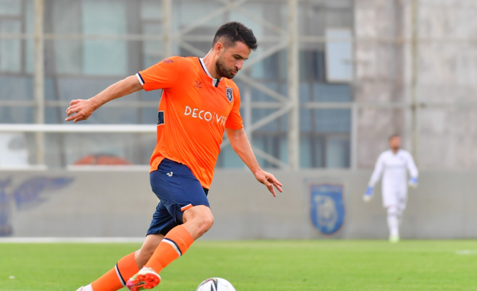Başakşehir'de Ömer Ali Şahiner sakatlandı