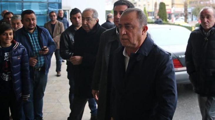 Annesi hastaneye kaldırılan Fatih Terim, Adana'ya geldi