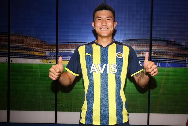 Son dakika Fenerbahçe haberi: Min-Jae Kim'den Fenerbahçe'ye 4 yıllık imza!