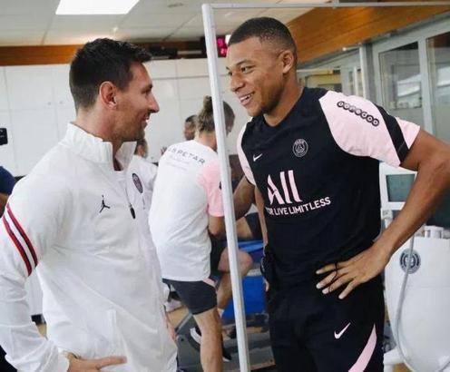 PSG'de Mbappe ve Messi düşman çatlattı