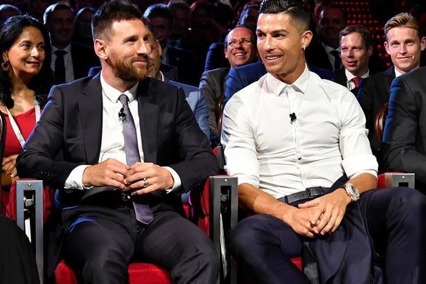 Lionel Messi'nin PSG'ye transferi sonrası Cristiano Ronaldo sürprizi!