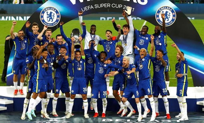 Chelsea, tarihinde 2. kez Süper Kupa'yı müzesine götürdü