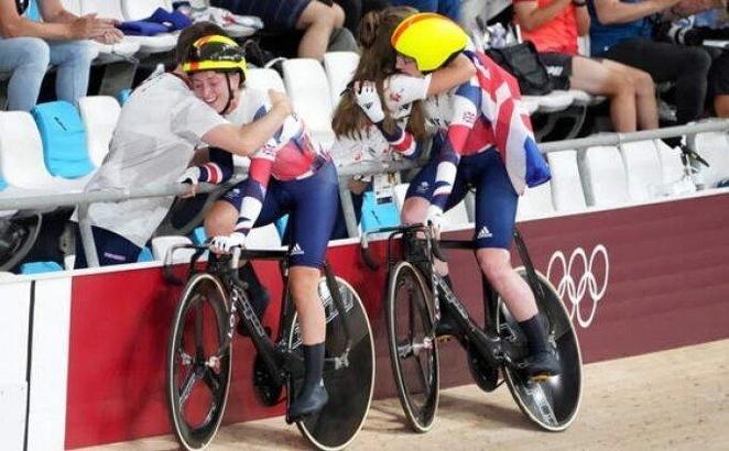 Jason Kenny ve eşi Laura Kenny'den 15. madalya sevinci