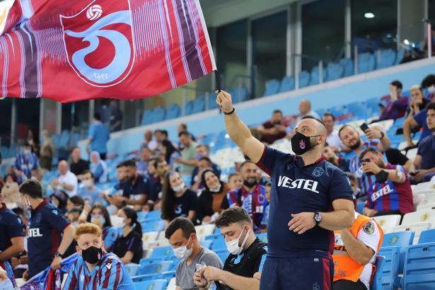 Trabzonspor, 515 gün sonra taraftarlarıyla buluştu