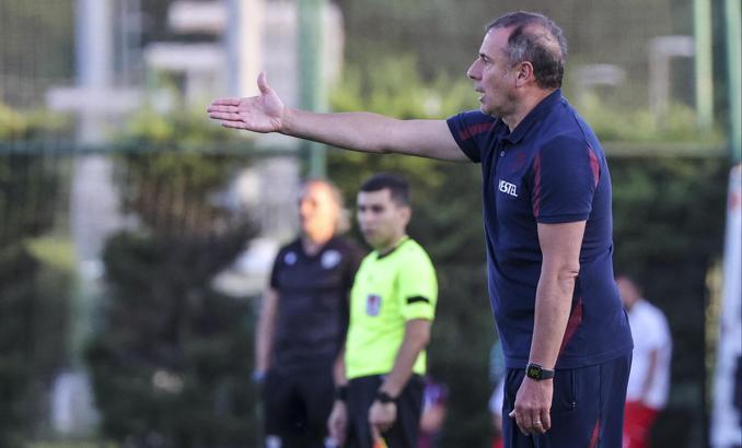 Son dakika! Trabzonspor-Molde maçı öncesi Abdullah Avcı sert çıktı: Bruno, Roma'da sol bekte de oynadı!