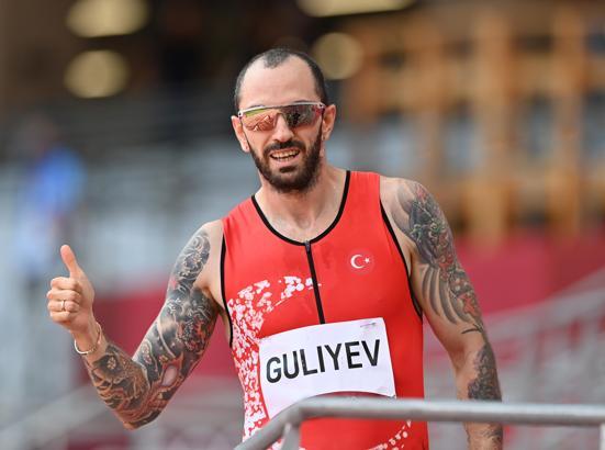 Son dakika - Ramil Guliyev 200 metrede yarı finalde