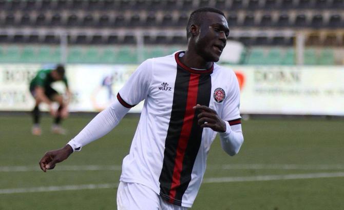 Son dakika! Karagümrük'ün yıldızı Alassane Ndao, resmen Al Ahli'de