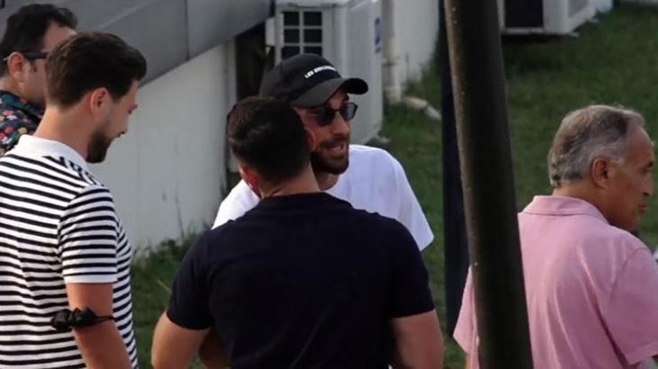 Cenk Tosun, Beşiktaş - Kayserispor maçını izledi