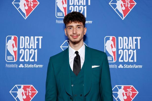 NBA draftında 16. sıradan seçilen Alperen Şengün, Houston Rockets'ta!