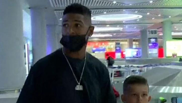 Son dakika! Galatasaray'ın görüştüğü Patrick van Aanholt İstanbul'a geldi