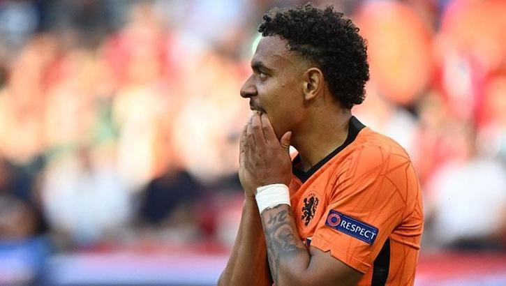 PSV Eindhovenlı futbolcu Donyell Malen, Borussia Dortmund antrenmanına çıktı
