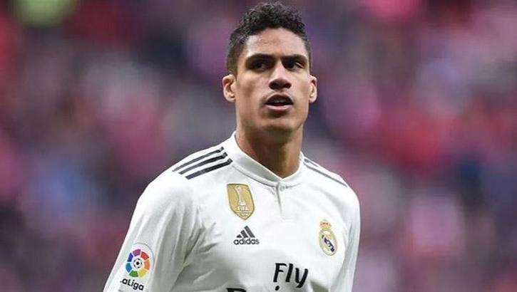 Real Madrid'li Varane adım adım Manchester United'a