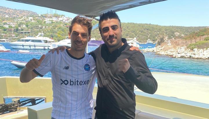Stambouli geldi, Grenier yolda