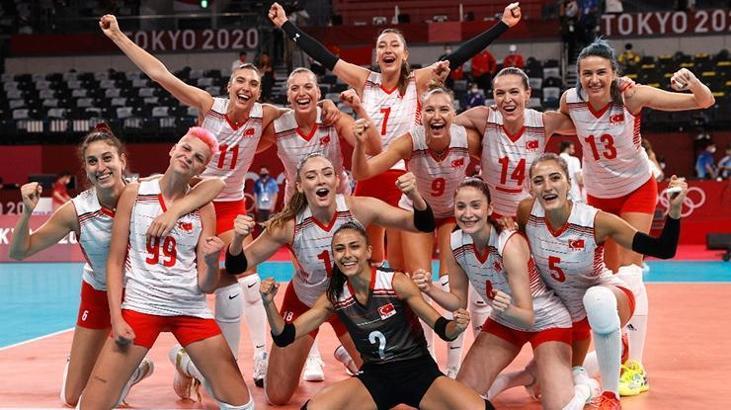 SON DAKİKA! Filenin Sultanları'ndan Tokyo Olimpiyatları'nda tarihi galibiyet