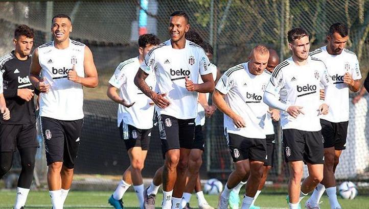 Beşiktaş günü çift antrenmanla tamamladı