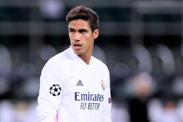 Raphael Varane'a Manchester United ve Chelsea kancası!
