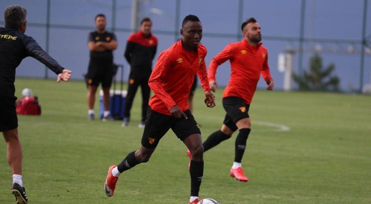 Göztepe, yeni sezon hazırlıklarını Erzurum'da sürdürüyor