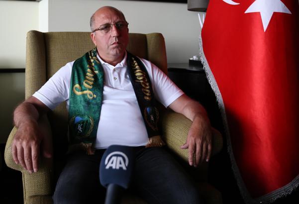 Kocaelispor, Mustafa Reşit Akçay ile devam etmek istiyor