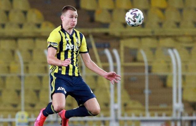 Fenerbahçe haberi... Aston Villa'dan Szalai için 15 milyon Pound!