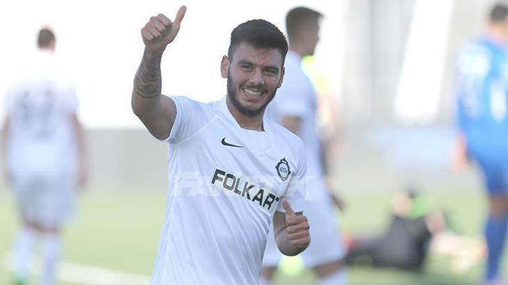 Menemenspor, Eren Erdoğan'a kanca attı