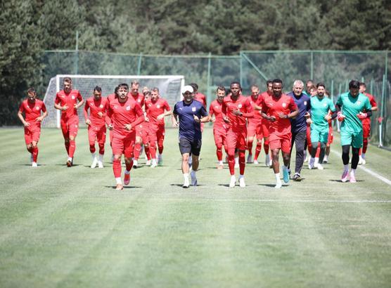 Sivasspor'da, Petrocub maçı hazırlıkları sürüyor