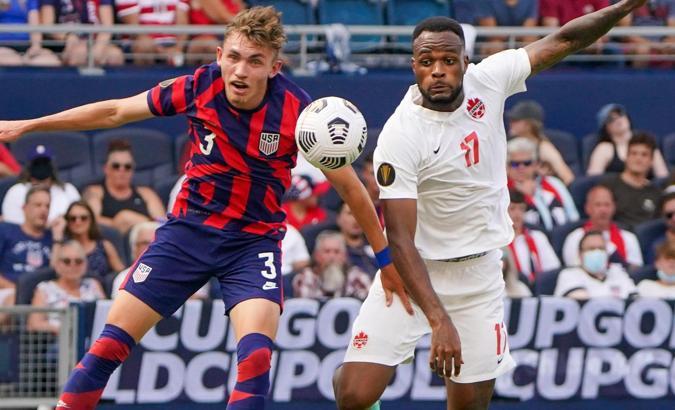 Beşiktaş haberi... Cyle Larin milli maçta sakatlandı!
