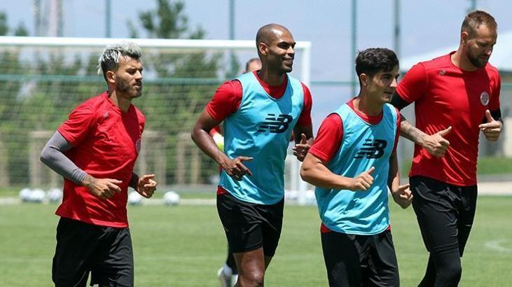 Antalyaspor, Erzurum kampındaki son çalışmasını yaptı