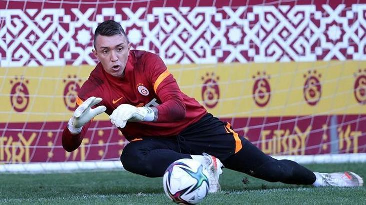 Galatasaray'da Muslera takımla birlikte çalıştı
