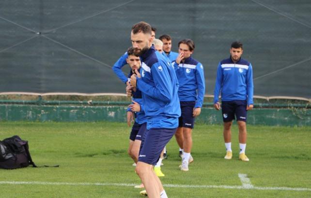Erzurumspor'da Mustafa Yumlu takıma katıldı