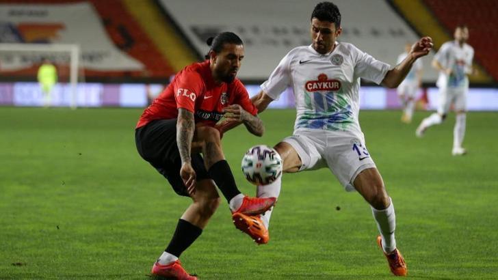Trabzonspor transfer haberi: İsmail Köybaşı beklemede